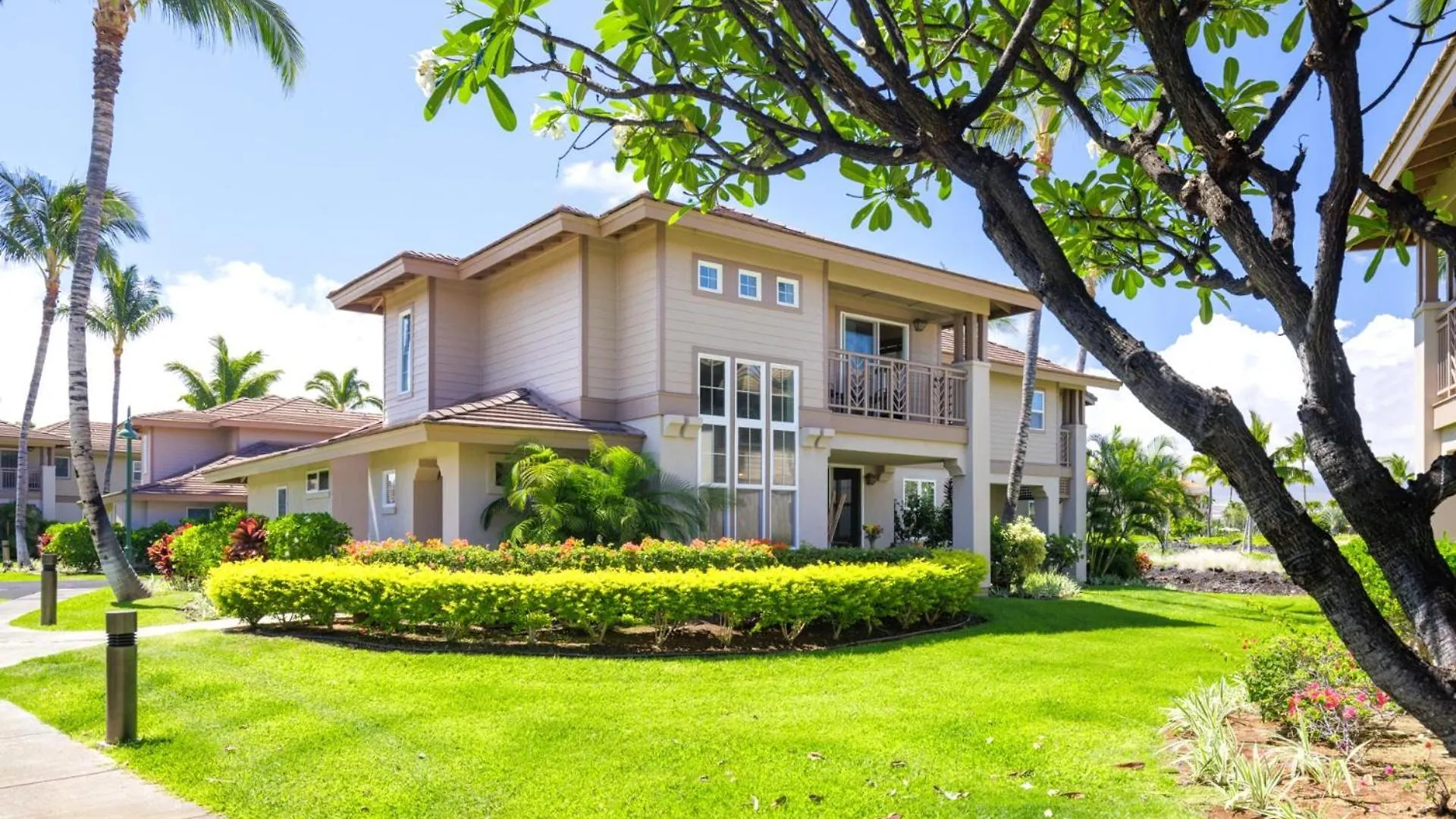 Spacious 5-Bedroom Colony Villas At Waikoloa Collection Multi Unit Listing Next To Each Other Garden Views 2 Free Rental Cars Cvw-30506
