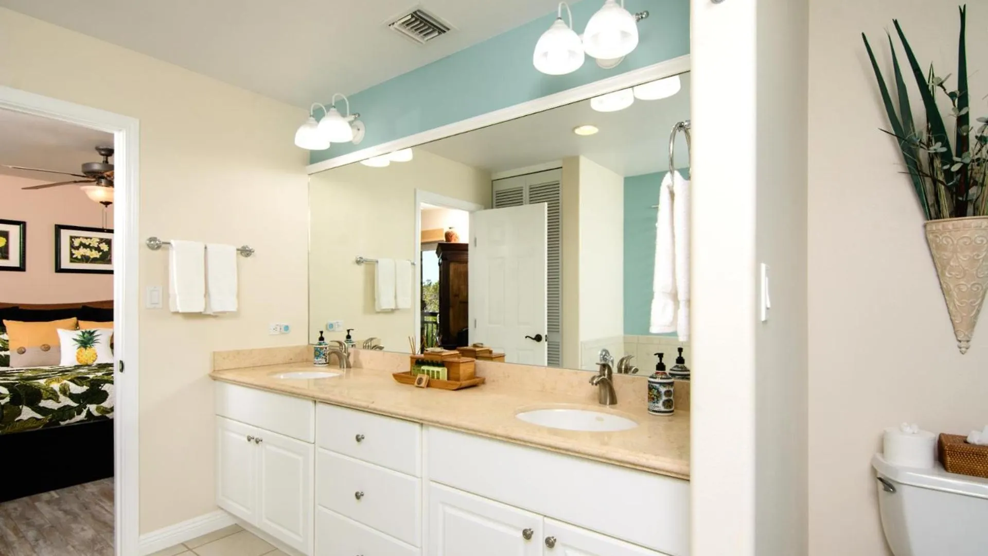 Spacious 5-Bedroom Colony Villas At Waikoloa Collection Multi Unit Listing Next To Each Other Garden Views 2 Free Rental Cars Cvw-30506